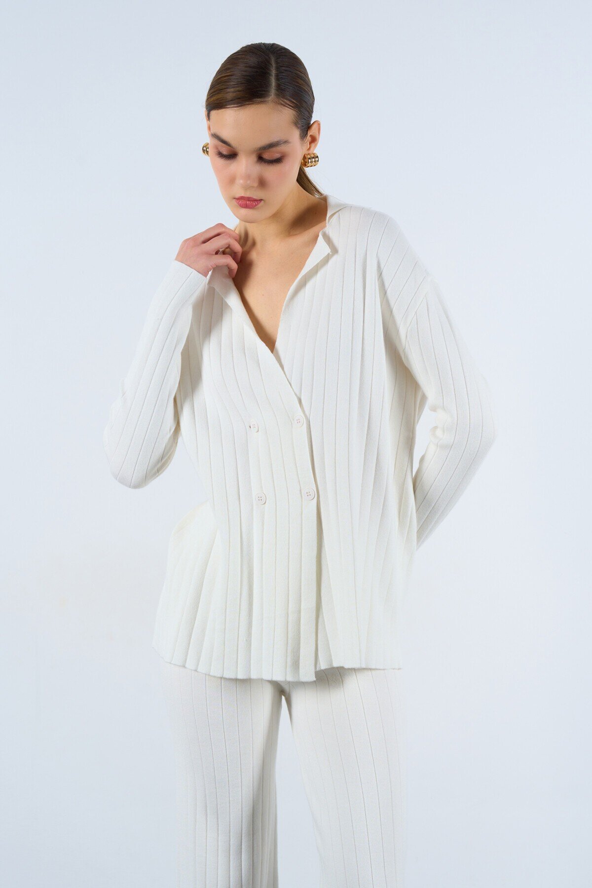 Ecru Woman Mita Shirt Collar Knit Pant Set