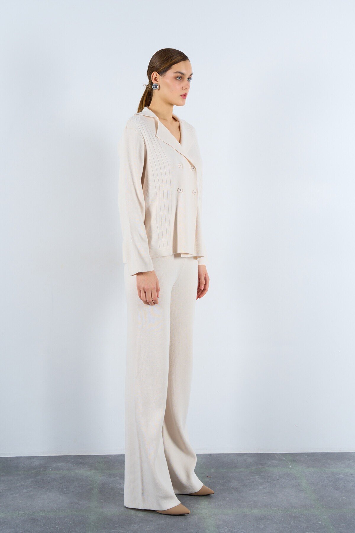 Cream Woman Falia Long Sleeve Knit Cardigan Pant Set