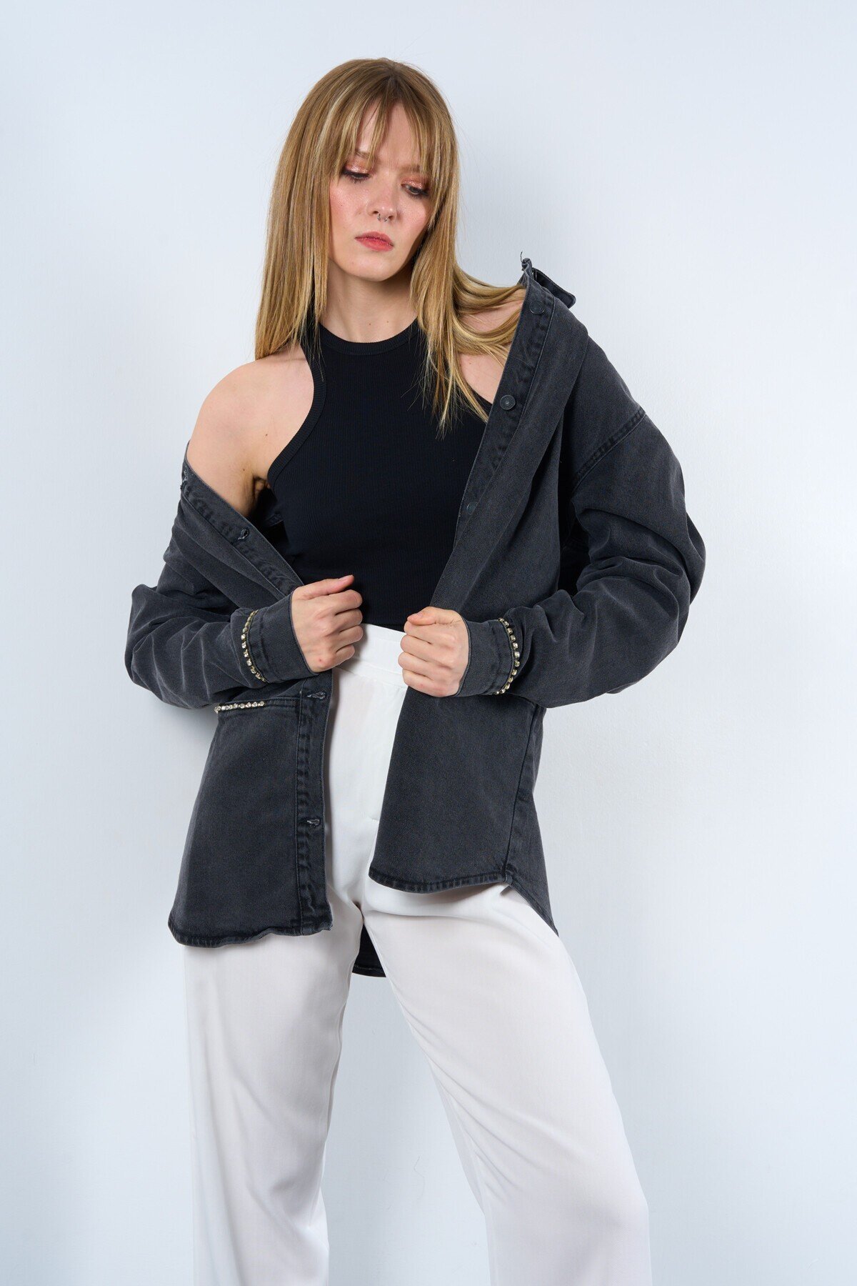 Black Woman Queen Stone Detail Pocket Detail Weave Shirt