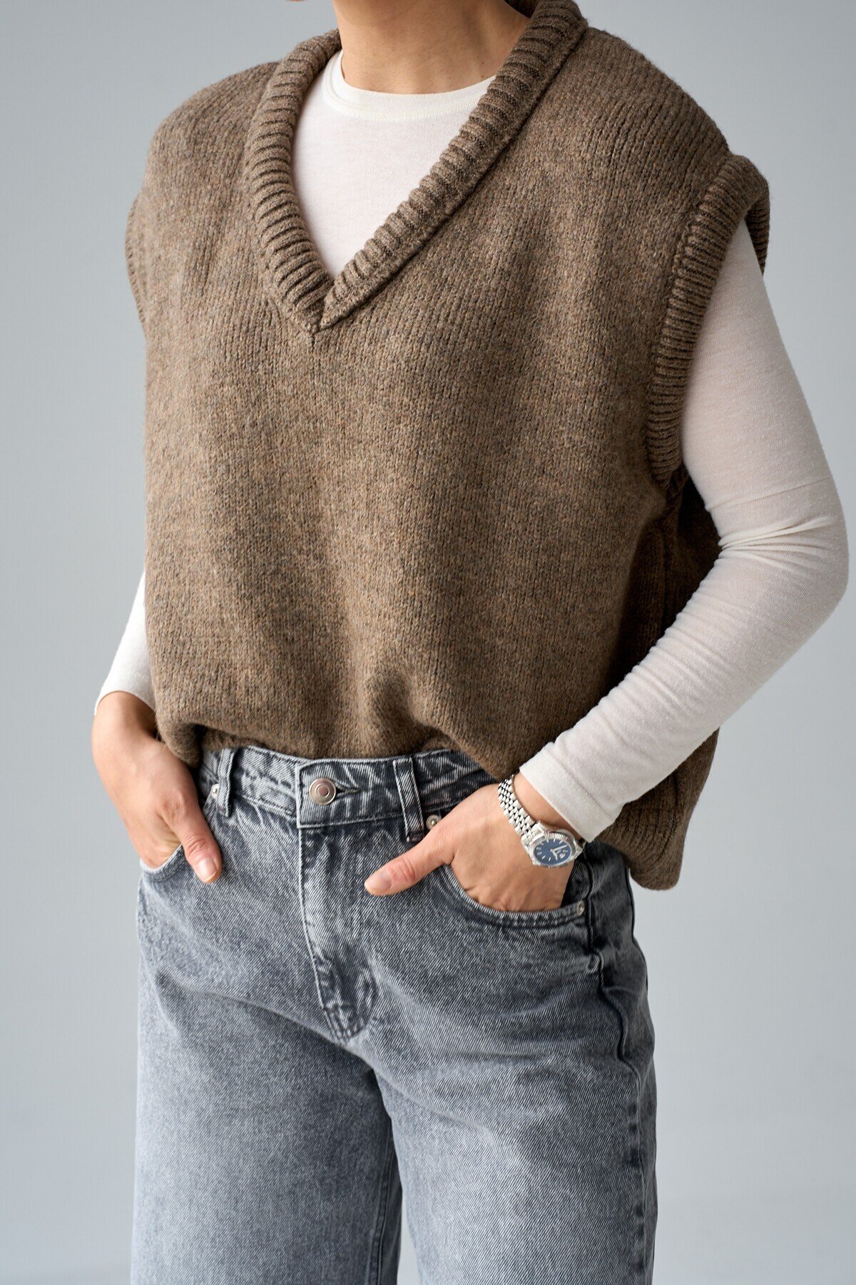 Dark Mink Woman Seren V Neck Knit Sweater